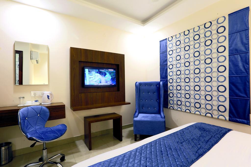 Hotel Rk Grande Ludhiana Chambre photo