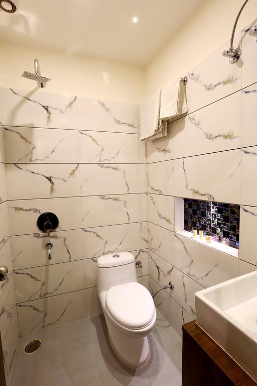 Hotel Rk Grande Ludhiana Extérieur photo